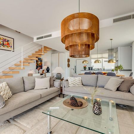 דירות אסטפונה Unique 3-Bdrm Townhouse, Stunning View, Pool & Bbq מראה חיצוני תמונה