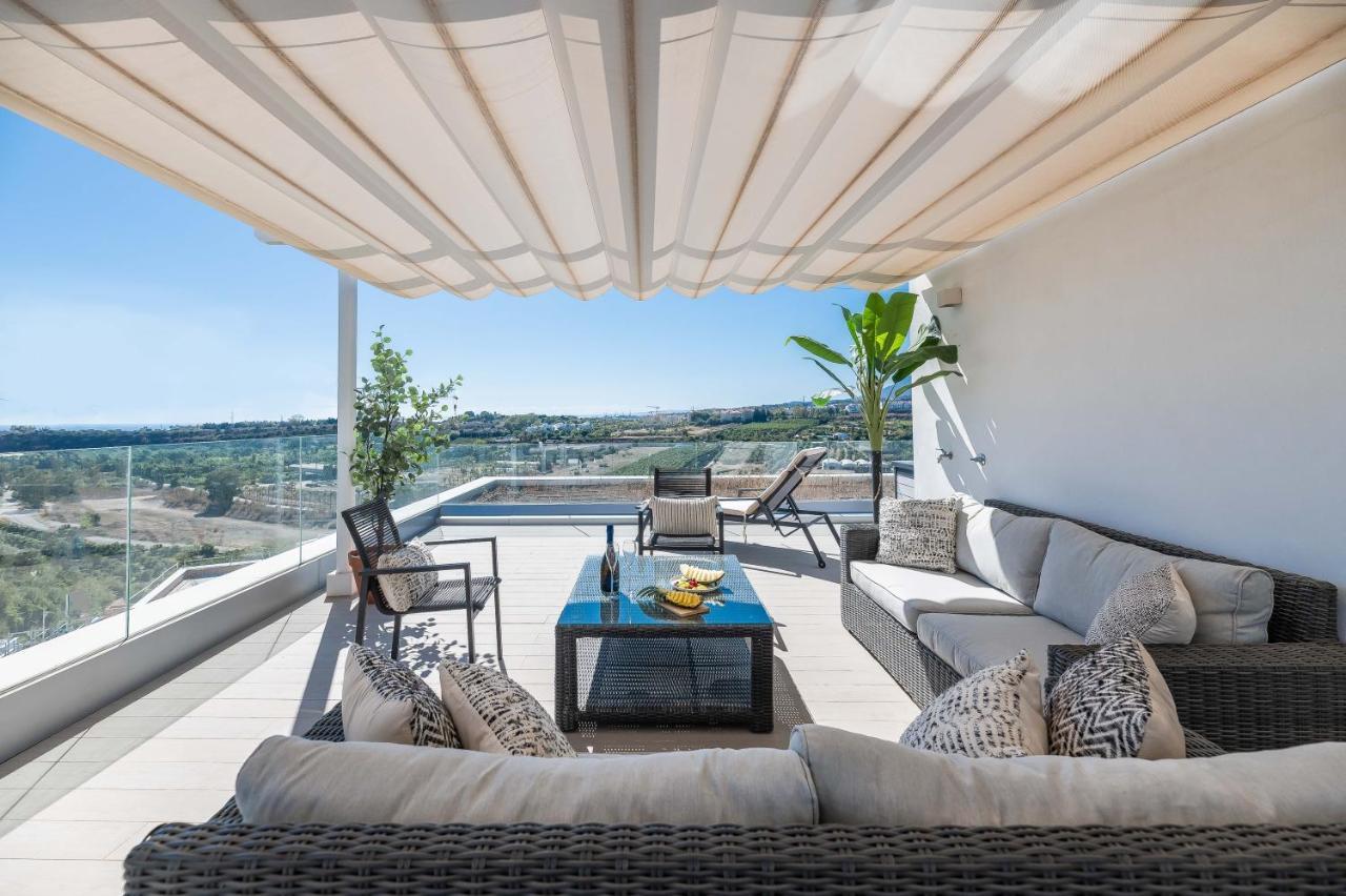 דירות אסטפונה Unique 3-Bdrm Townhouse, Stunning View, Pool & Bbq מראה חיצוני תמונה
