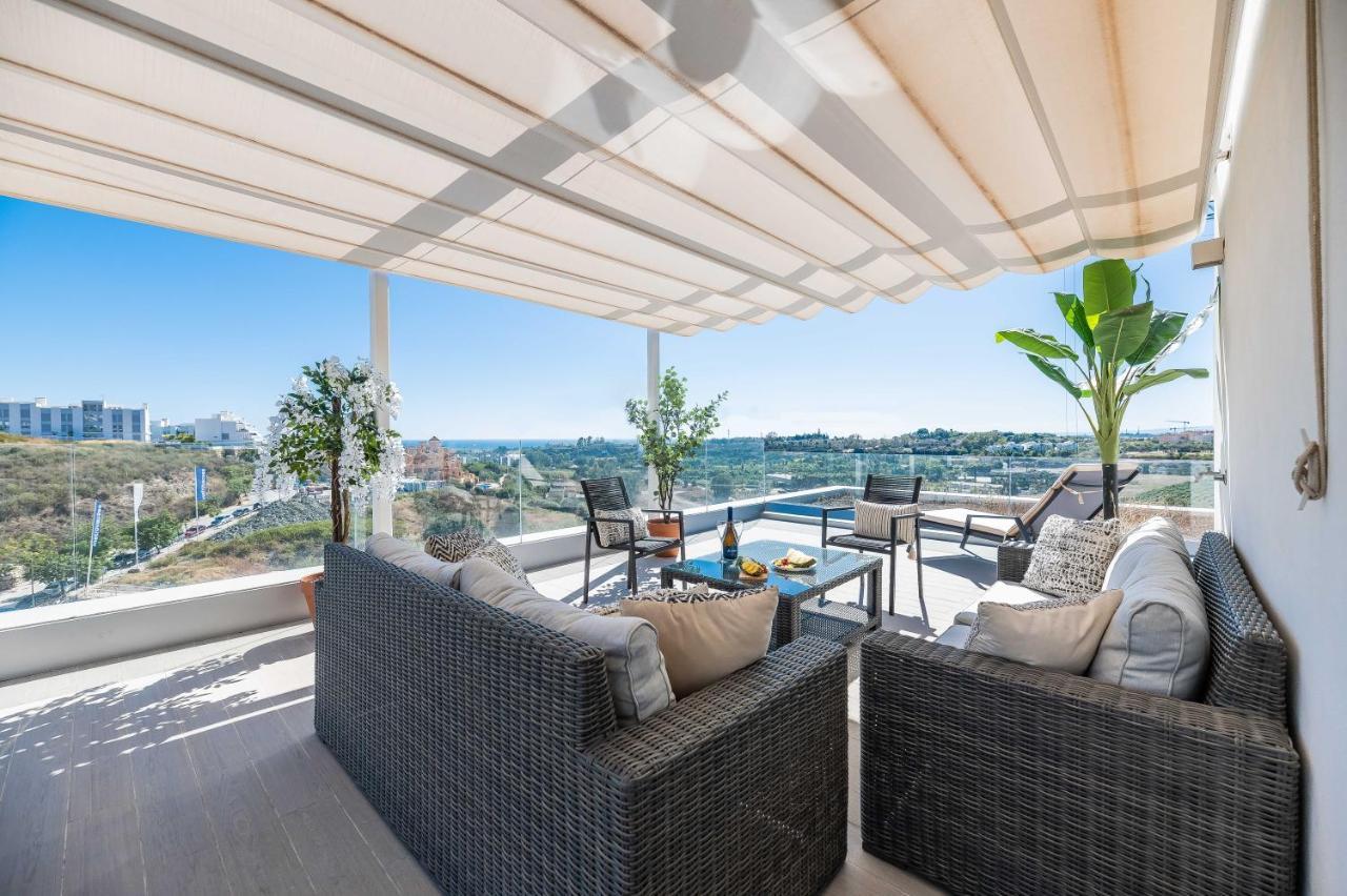 דירות אסטפונה Unique 3-Bdrm Townhouse, Stunning View, Pool & Bbq מראה חיצוני תמונה