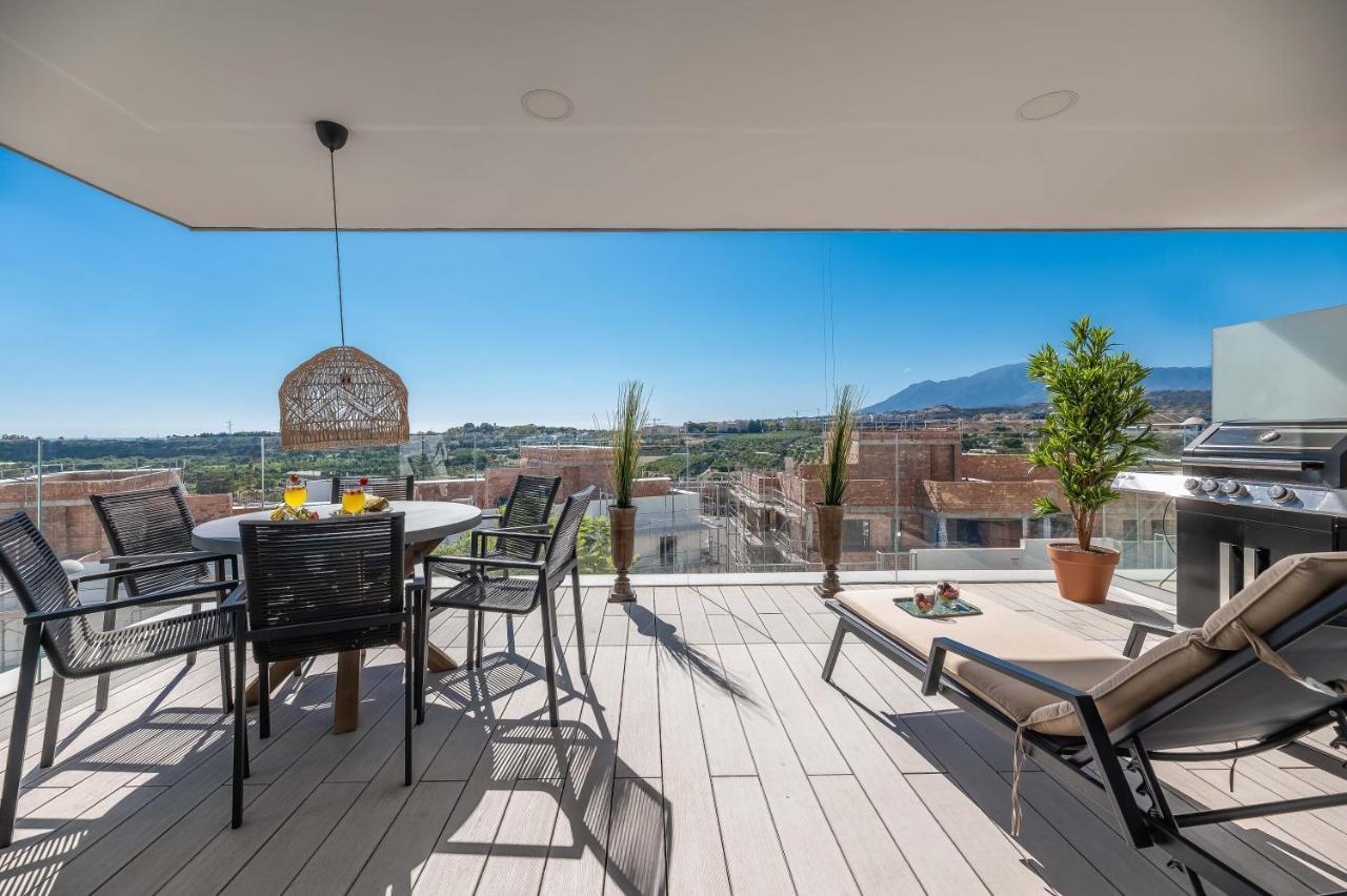 דירות אסטפונה Unique 3-Bdrm Townhouse, Stunning View, Pool & Bbq מראה חיצוני תמונה