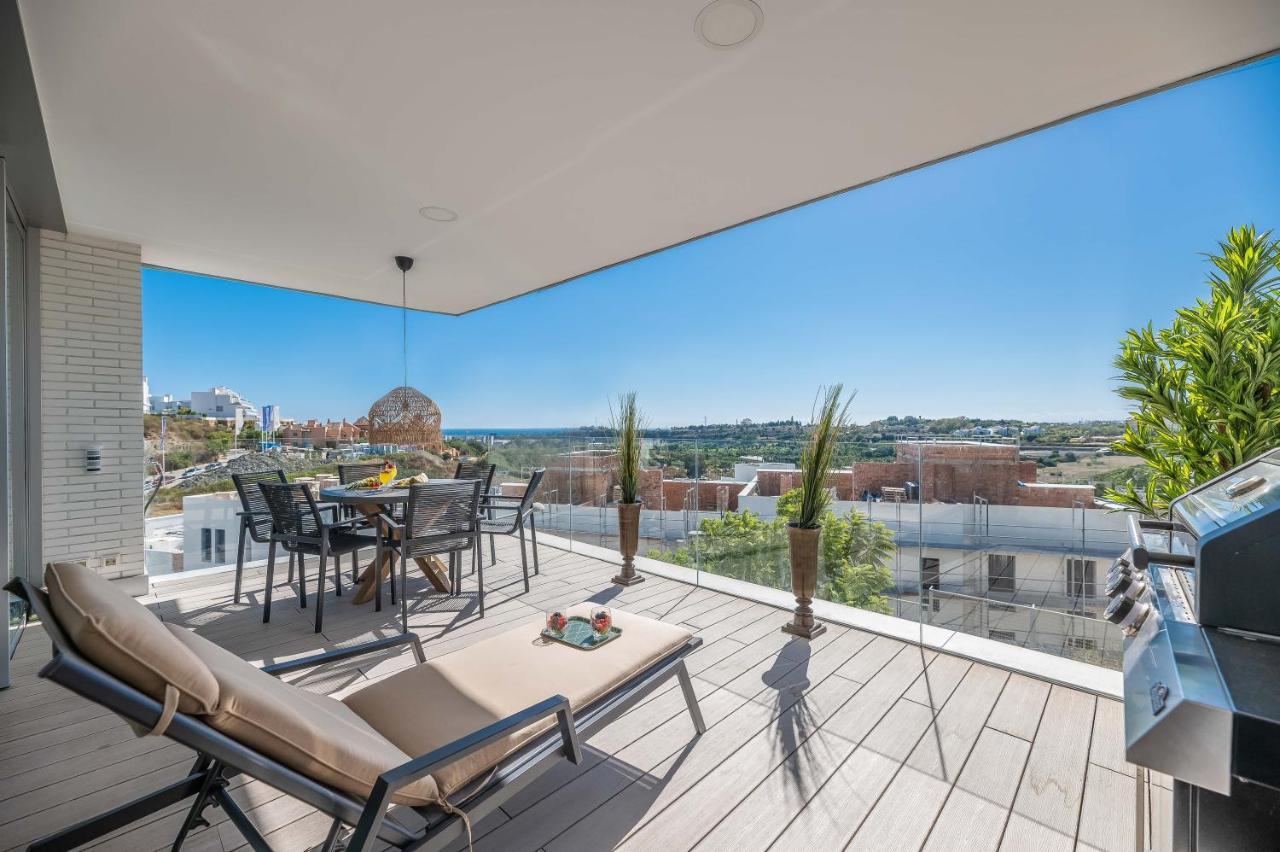 דירות אסטפונה Unique 3-Bdrm Townhouse, Stunning View, Pool & Bbq מראה חיצוני תמונה