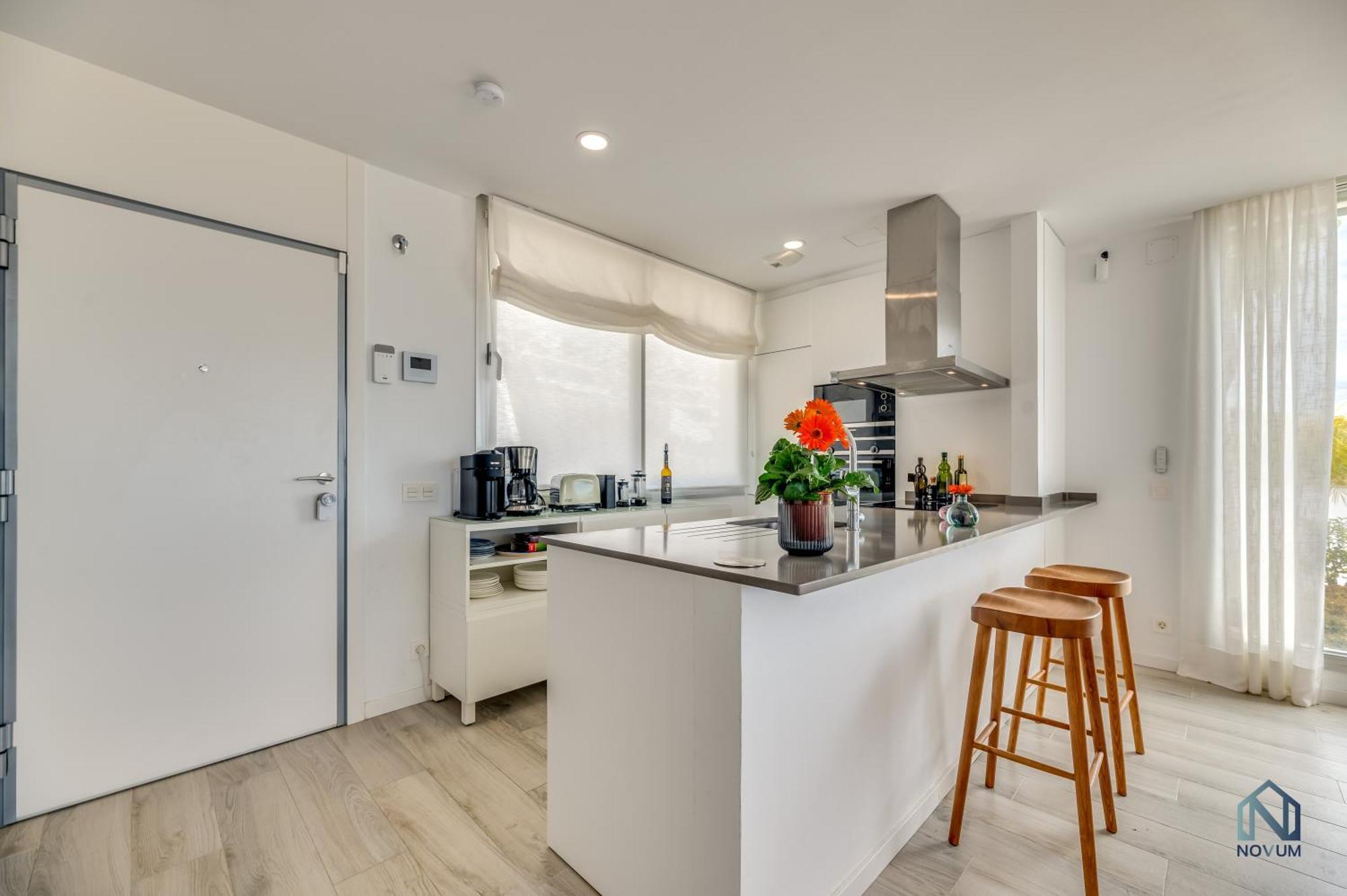 דירות אסטפונה Unique 3-Bdrm Townhouse, Stunning View, Pool & Bbq מראה חיצוני תמונה