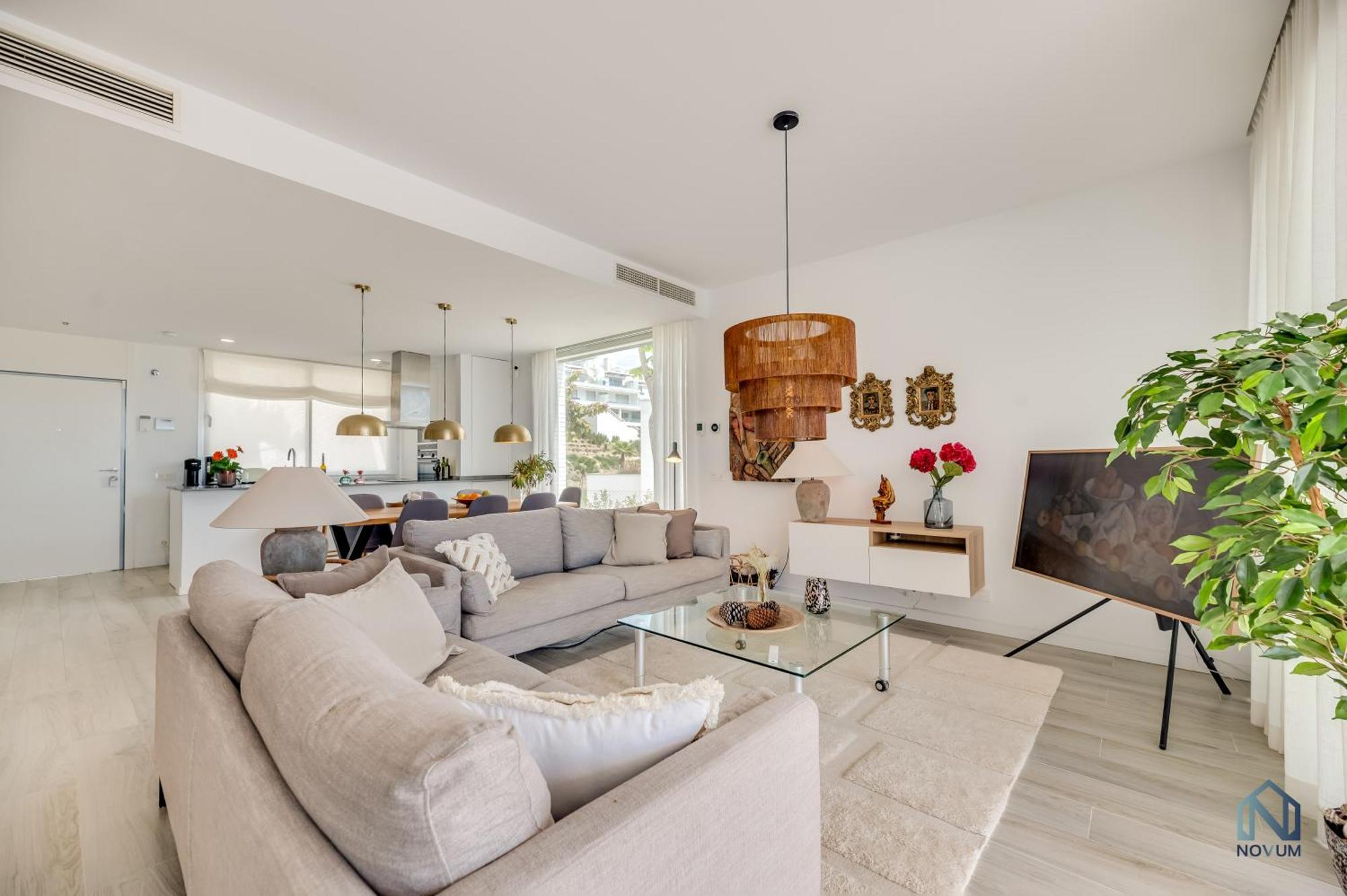 דירות אסטפונה Unique 3-Bdrm Townhouse, Stunning View, Pool & Bbq מראה חיצוני תמונה