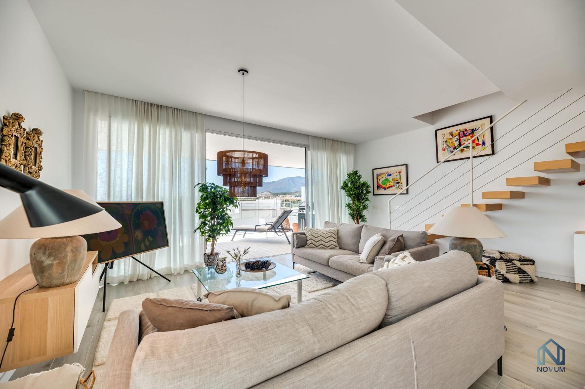 דירות אסטפונה Unique 3-Bdrm Townhouse, Stunning View, Pool & Bbq מראה חיצוני תמונה
